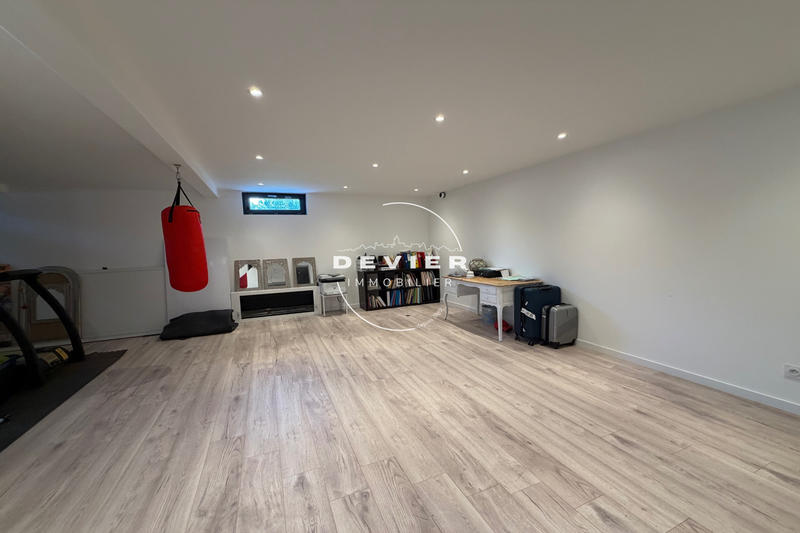 Maison contemporaine - 152 m² - 6 pièces