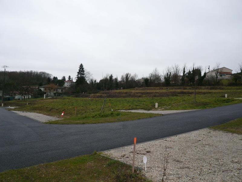 Terrain constructible - 669 m²