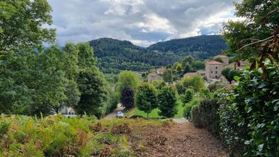 Terrain constructible - 1 396 m²