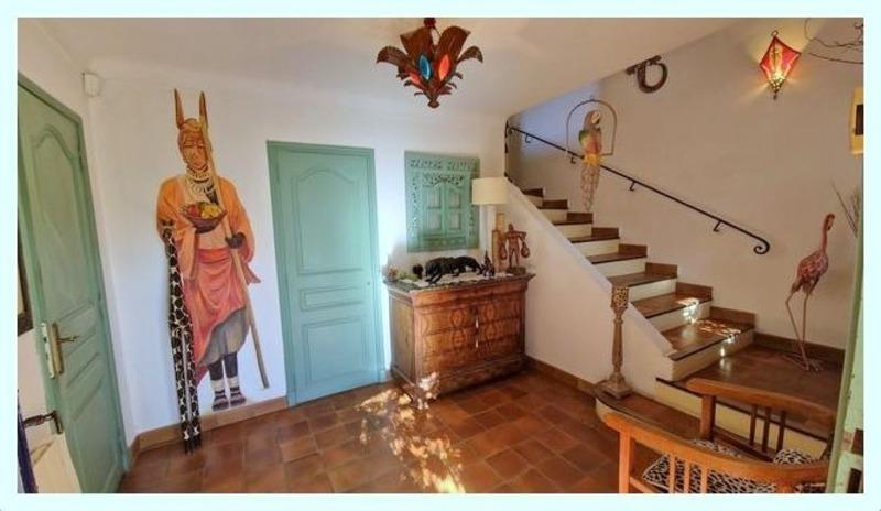 Maison - 205 m² - 7 pièces