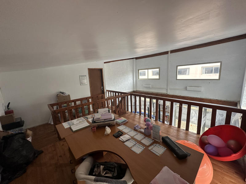 Local commercial - 110 m²