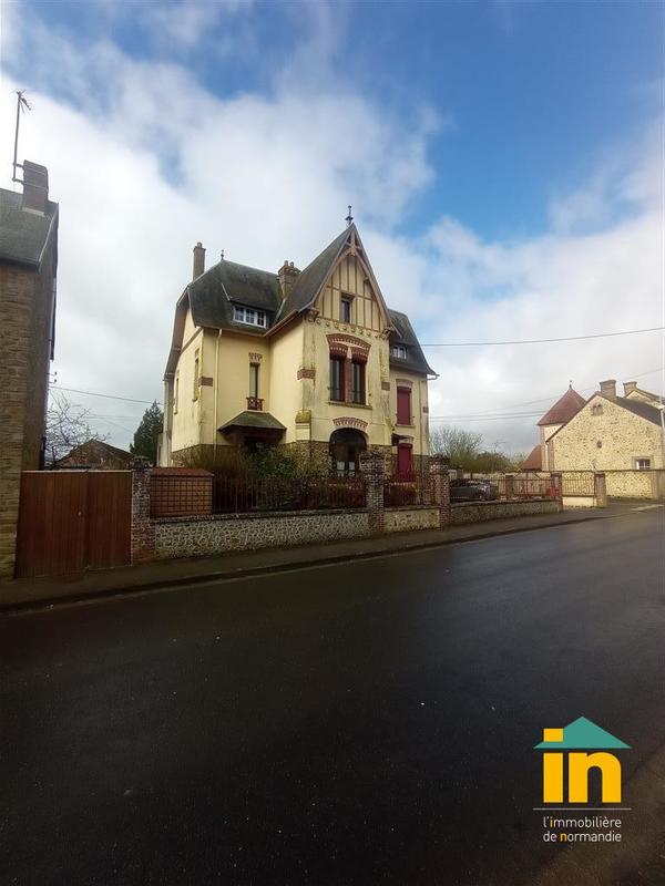 Maison de campagne - 180 m² - 10 pièces
