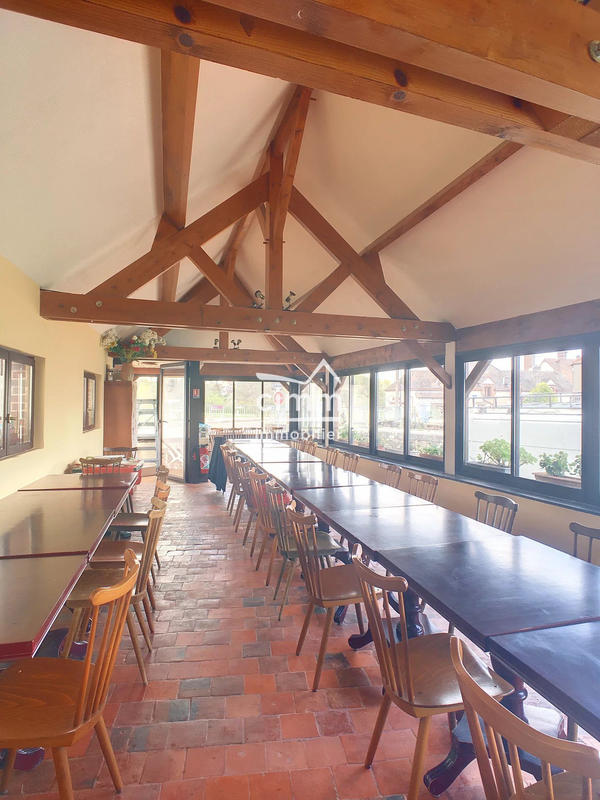 Immeuble - 1 166 m²