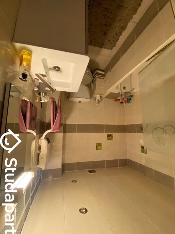 Chambre - 12 m² - 1 pièce