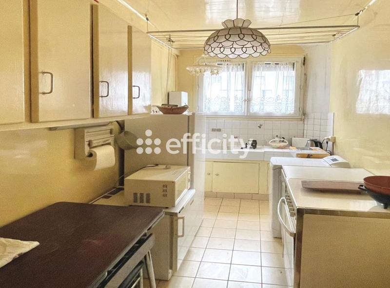 Appartement - 80 m² - 4 pièces