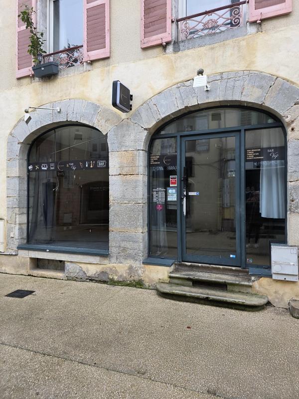 Magasins - 78 m² - 1 pièce