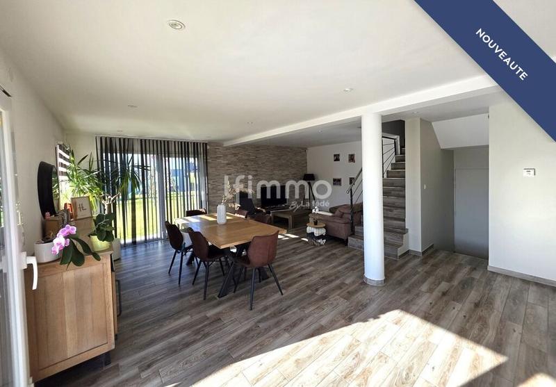 Maison - 149 m² - 6 pièces