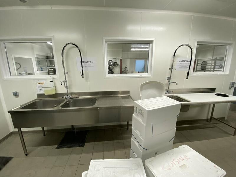 Local d'activité / Entrepôt - 1 250 m²