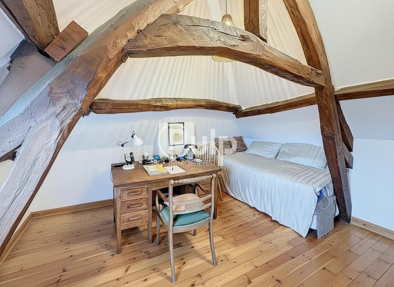 Maison - 98 m² - 4 pièces