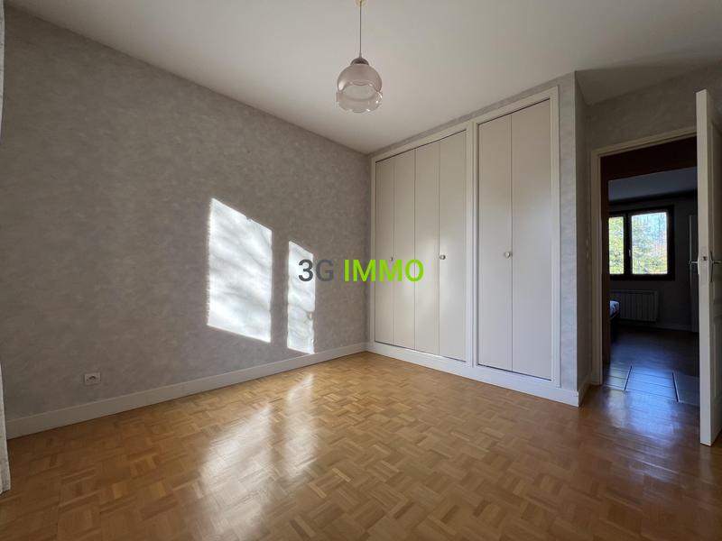 Maison traditionnelle - 102 m² - 5 pièces