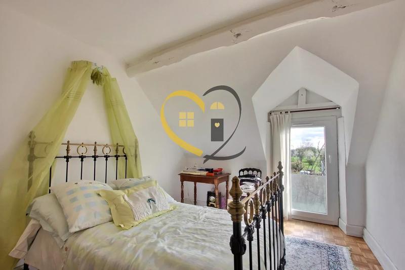 Maison de village - 180 m² - 6 pièces