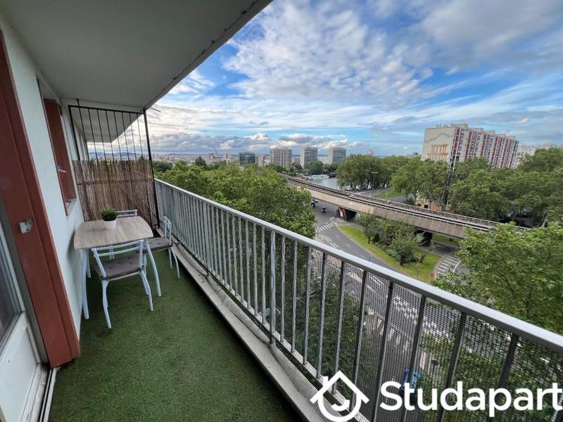 Chambre - 11 m² - 1 pièce