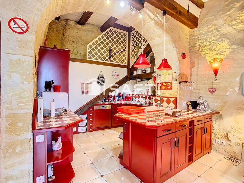 Maison - 220 m² - 11 pièces