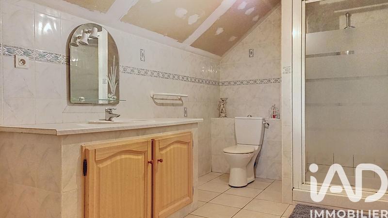 Maison - 244 m² - 9 pièces