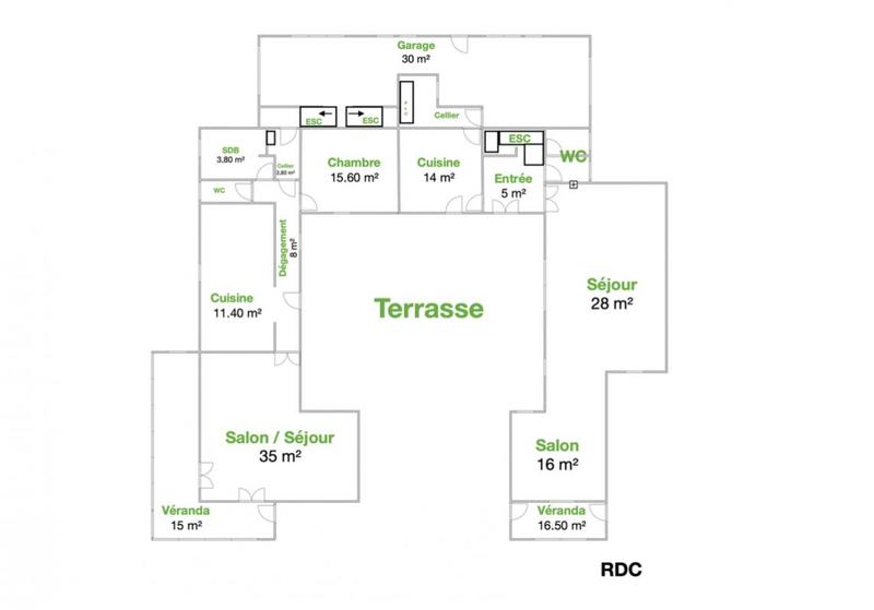 Maison - 221 m² - 7 pièces