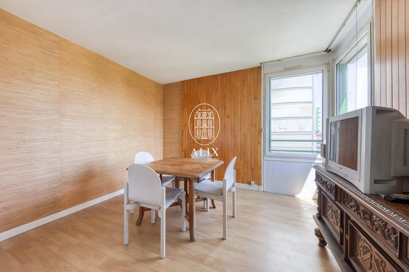 Appartement - 90 m² - 5 pièces