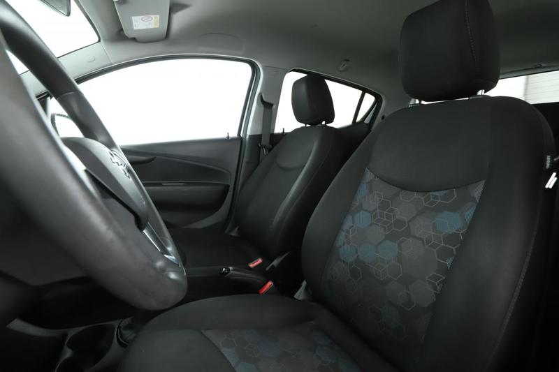 Opel Karl 1.0 Rocks 75 ch