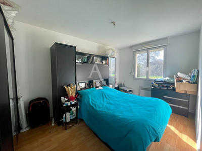 Maison - 89 m² - 5 pièces