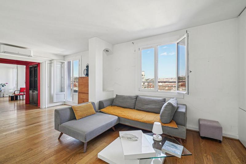 Appartement - 112 m² - 4 pièces