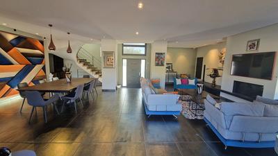 Propriété - 231 m² - 7 pièces