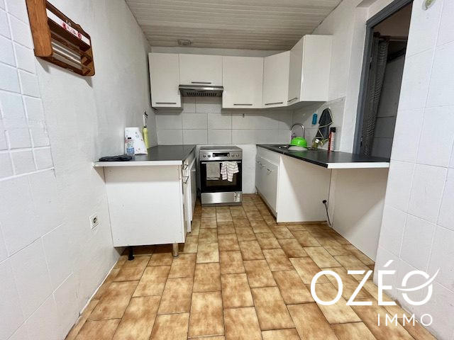 Maison traditionnelle - 95 m² - 5 pièces