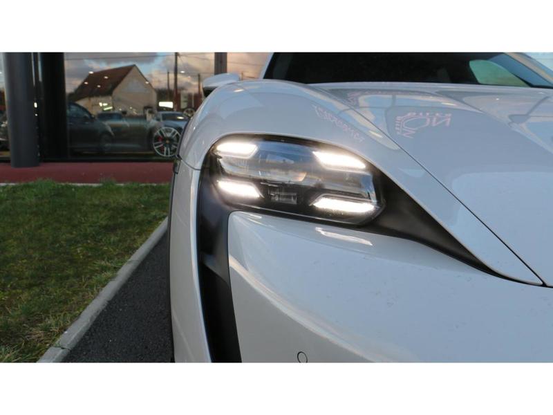 Porsche taycan Cross Turismo Electric Break 4s