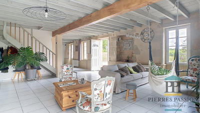 Maison ancienne - 250 m² - 7 pièces