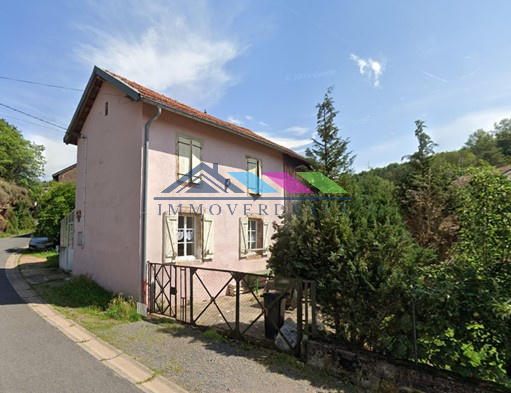 Maison - 85 m² - 5 pièces