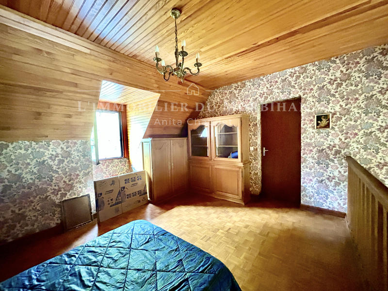 Maison - 132 m² - 9 pièces