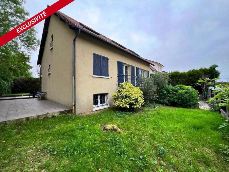 Maison - 174 m² - 8 pièces