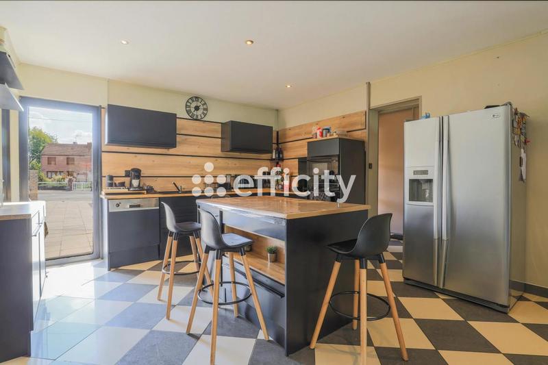 Maison - 136 m² - 4 pièces