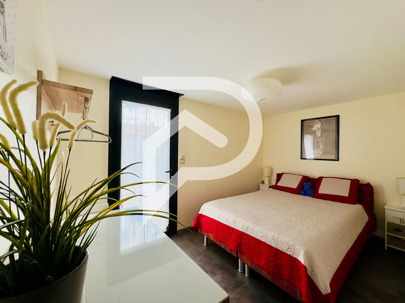 Maison - 184 m² - 6 pièces