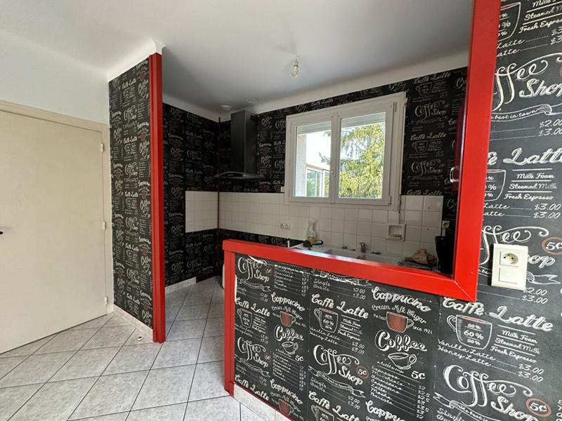 Maison - 175 m² - 13 pièces