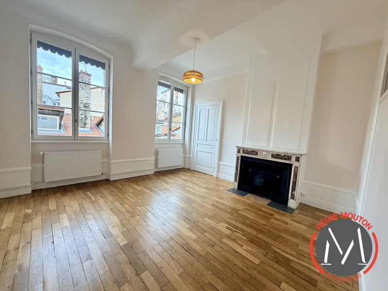 Appartement - 96 m² - 3 pièces