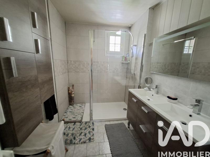 Maison - 93 m² - 4 pièces