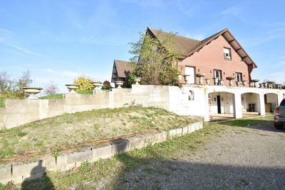 Pavillon - 200 m² - 10 pièces