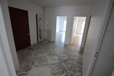 Appartement - 79 m² - 3 pièces