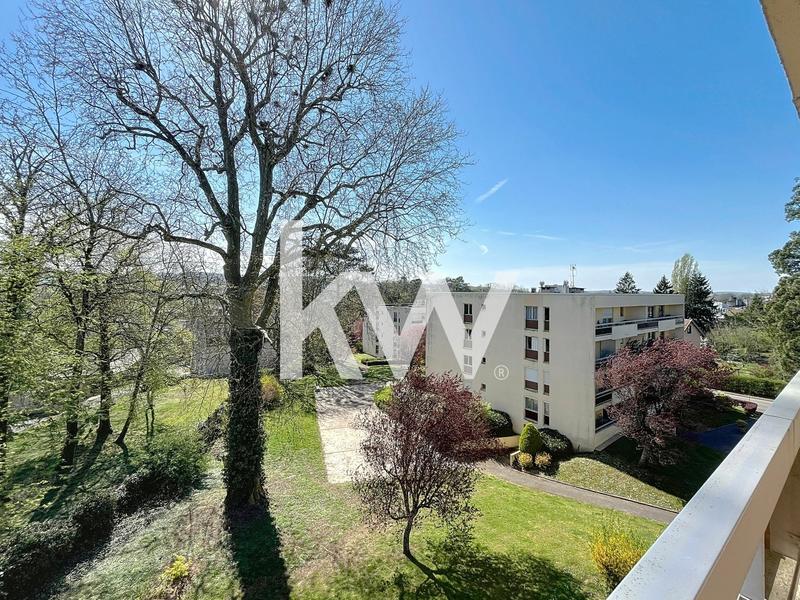 Appartement - 93 m² - 4 pièces