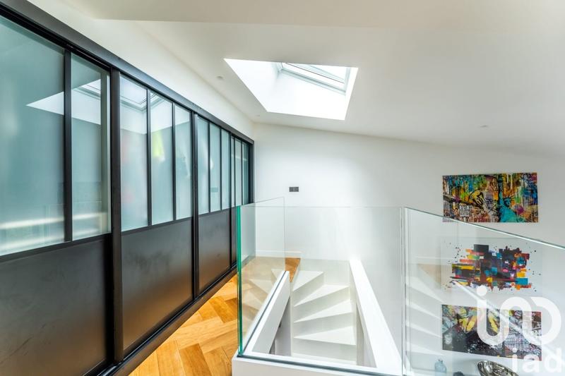 Appartement - 85 m² - 4 pièces