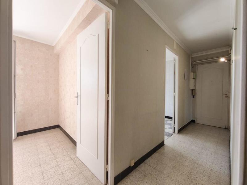 Appartement ancien - 70 m² - 4 pièces