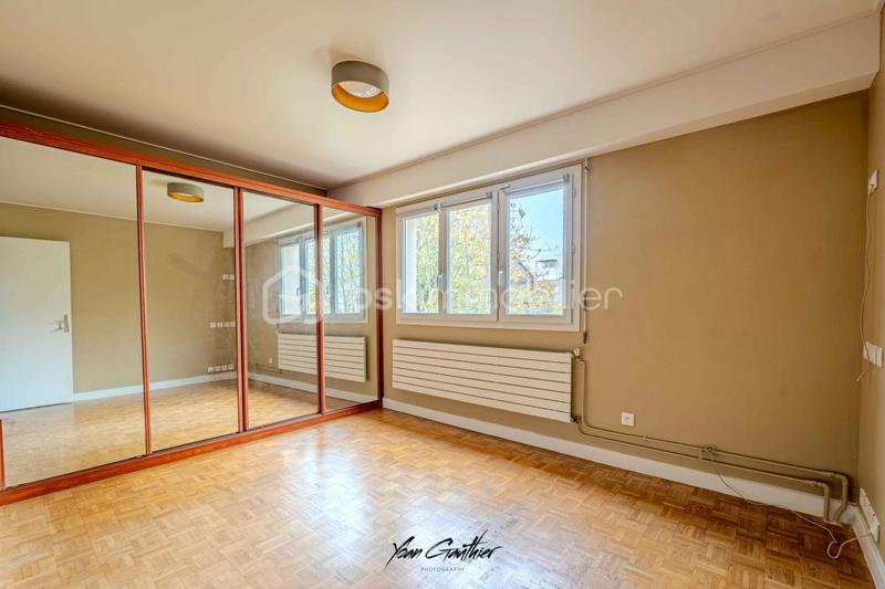 Appartement - 83 m² - 4 pièces