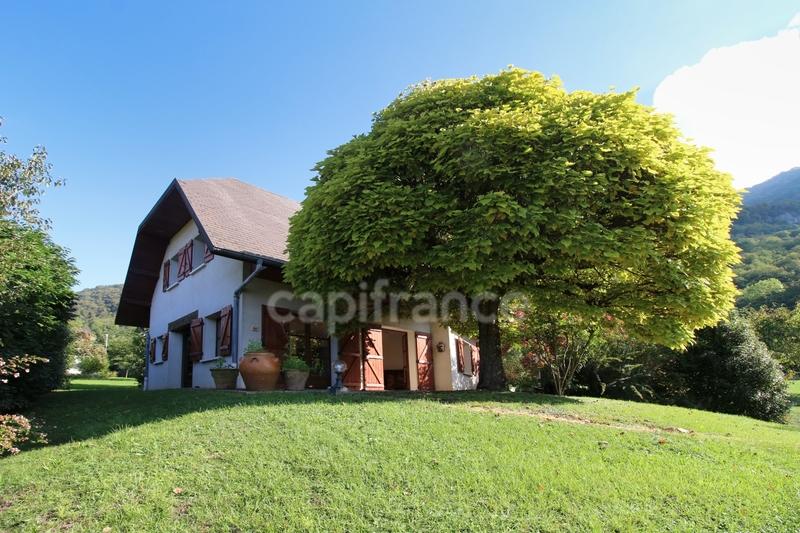 Maison - 151 m² - 7 pièces