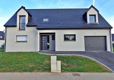 Maison de village - 90 m² - 4 pièces