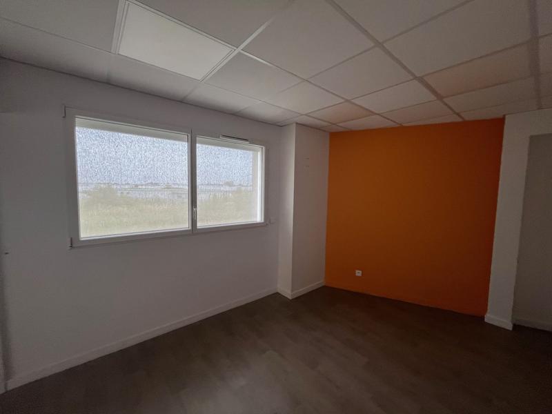 Bureau - 232 m² - 10 pièces