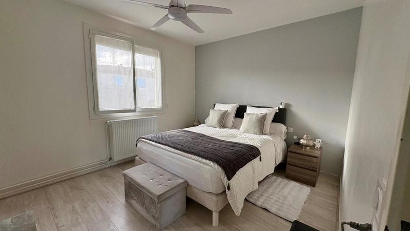 Maison de ville - 92 m² - 5 pièces