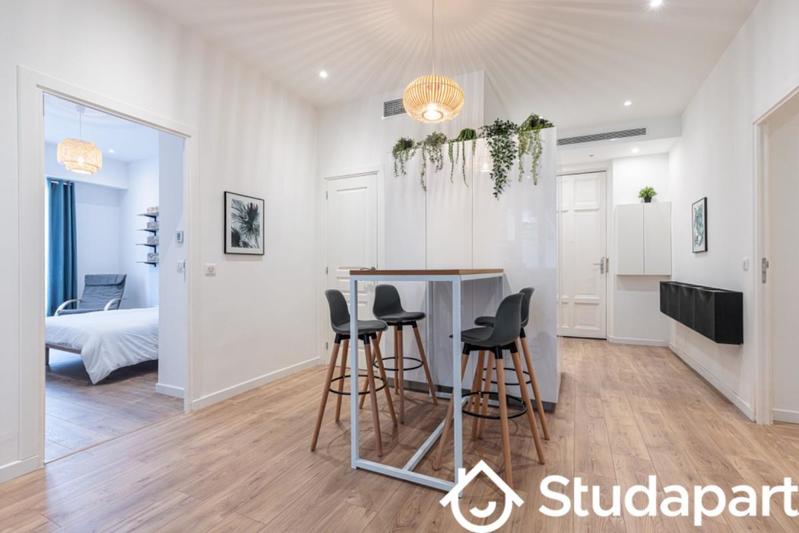 Chambre - 89 m² - 1 pièce