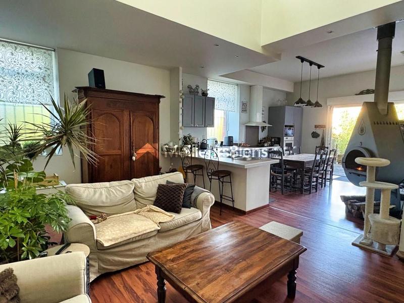 Maison - 162 m² - 5 pièces