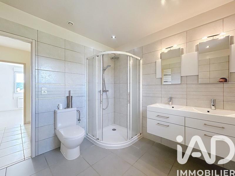 Maison - 139 m² - 5 pièces