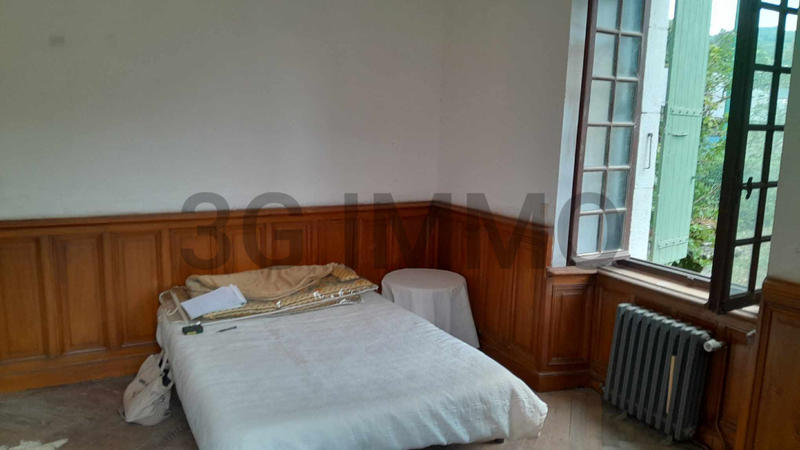 Maison - 324 m² - 16 pièces