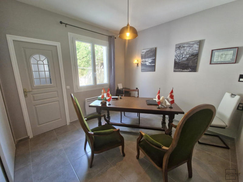 Villa - 181 m² - 6 pièces